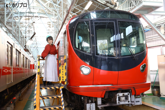 久野知美が東京メトロ12箇所の検車区に潜入取材！