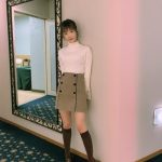 桃乃木かな、春らしいクラシカルコーデを披露！「ミニスカート姿、新鮮」
