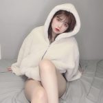横山あみ、「脚フェチにはタマラン」セクシー美脚を披露！