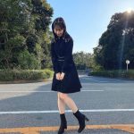 AKB48 柏木由紀、膝上黒ワンピースの大人カワイイコーデに反響ぞくぞく！