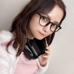 桃月なしこ、部屋着×おでこ出しヘアスタイルがアザトカワイイ！