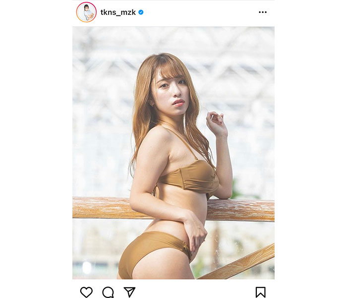 高梨瑞樹、茶髪だった頃のビキニショットで見返りセクシー！