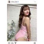 徳江かな、美尻バックショットで“にこにこ”