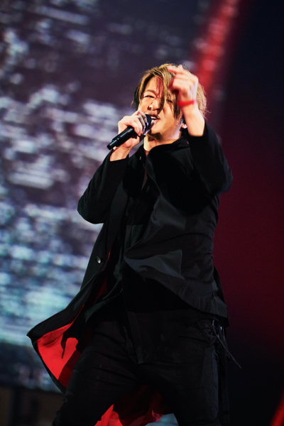 GLAY、エンターテイメントの逆襲開始！4ヶ月連続配信ライブ第一弾スタート