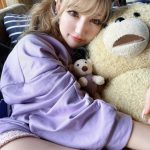 グラビアアイドル・うどんが美麗な桃尻ショットで悩殺！