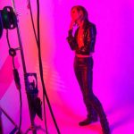 X JAPAN YOSHIKI、写真集「XY」撮影中のオフショット公開