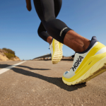 ≪HOKA ONE ONE ≫ロードモデル「MACH」を全面刷新した柔らかく、反発力を高めた「MACH 4」が新登場！