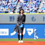 日曜劇場『ドラゴン桜』(TBS系) 生徒・小杉麻里役の志田彩良が始球式に登板！！