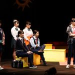 BEYOOOOONDS、メンバー12人だけの演劇で新境地！＜眠れる森のビヨ＞