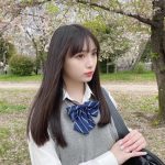 NMB48 梅山恋和、等身大の制服ポートレートを披露「一緒に青春しよ〜？」