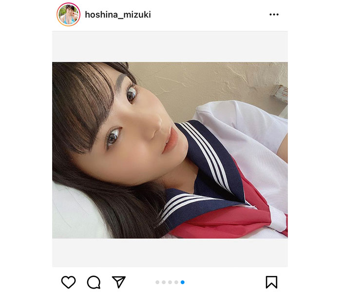 星名美津紀、セーラー服×マフラーのあざといショットに歓喜の声！「めちゃ可愛い」「似合うなぁ」