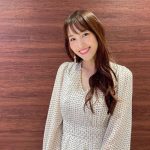 鷲見玲奈が天使みたいな爽やか笑顔を披露！「笑顔サイコー」
