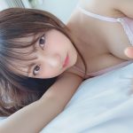 十味、彼氏目線で見惚れる美肌＆美乳ショット公開「素晴らしい朝になりました」