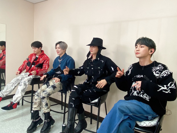 SHINee、『ミュージックステーション 3時間SP』で話題の「Don’t Call Me」をパフォーマンスし日本全国を魅了！ 番組裏側のオフショット写真や番組終了後のメンバーコメントも公開！