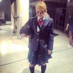 丸山桂里奈、制服姿で顔にタピオカ！？金箔パック中！？昔の美人さん！？懐かし写真大公開！