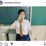 深尾あむ、「お掃除当番でした」夏服の制服姿で学校フォト披露
