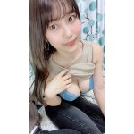 伊織いお、“大胆見せ”なランジェリーショットで元気お届け
