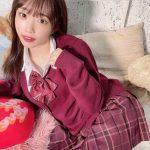 #ババババンビ 岸みゆの赤い制服姿に大絶賛！「好きに決まってんじゃん！」