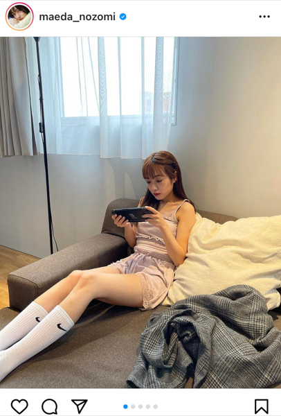 前田希美、ラフな部屋着でゲームに熱中！「ほんと脚綺麗」