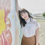 HKT48 田島芽瑠、オルフェスCMオフショットで見せるウィンクにドキっ！