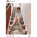 大槻りこ、スラリと伸びた美脚に釘付けなオフショット公開！