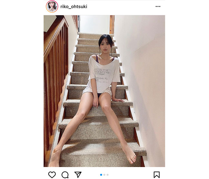 大槻りこ、スラリと伸びた美脚に釘付けなオフショット公開！