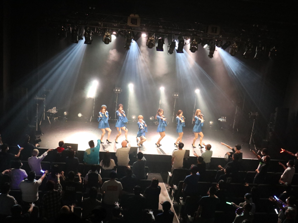 大人アイドル・predia、6人体制のライブで魅せる情熱のステージ