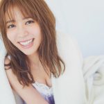 スパガ 井上真由子、“マシュマロ”BODY全開のソロ写真集が2冊同時発売