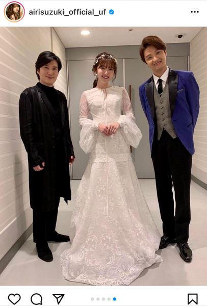 鈴木愛理、ジャスミンを意識した純白ドレス衣装を披露「すっごく綺麗」「素敵すぎる」