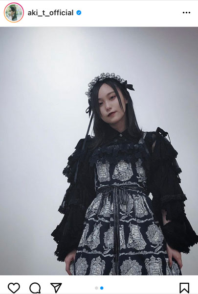 HKT48 豊永阿紀、フランス人形のようなロリータファッションを披露
