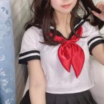 【写真特集】コスプレイヤー が透明セーラーとスクール水着、王道のセーラ服×三つ編みなど個性的な制服コーデを披露！