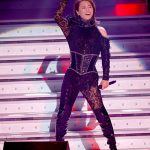 氷川きよし、中野サンプラザでコンサートで８日発売のニュー・アルバム「南風吹けば」の収録曲を披露！