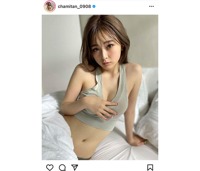 ゆうちゃみ（古川優奈）、清楚なベットグラビアにファン歓喜