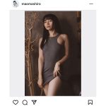 真白まお、ミニワンピース着た大人セクシーショット