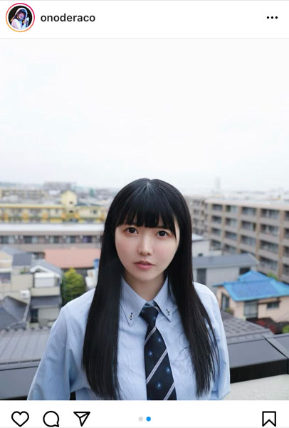 真っ白なキャンバス 小野寺梓と屋上デート！「圧倒的青春」感放つ制服ショット公開