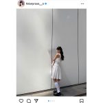 鶴嶋乃愛、黒髪が映える純白コーデに「可愛い」とファン大絶賛