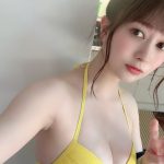 SKE48 江籠裕奈「夏感じました」、爽やか黄色ビキニのオフショットにく・ぎ・づ・け！