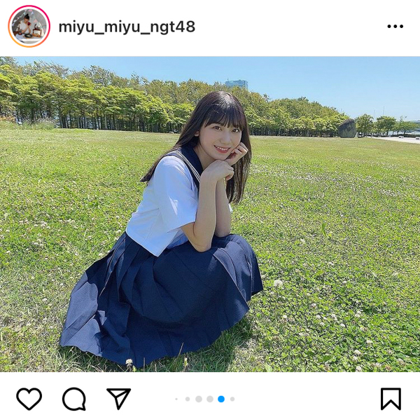 NGT48 藤崎未夢、セーラー服で見つめる青春ポートレート！