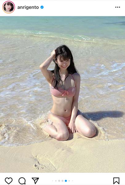 源藤アンリ、ビーチに舞い降りた女神級の水着ショット公開！
