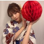 早瀬あや、今年初浴衣で見返り美人ショット