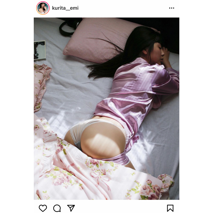 くりえみ、ヒップがあらわになった睡眠ショットを披露！「可愛い～お尻」