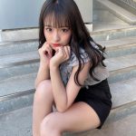 清水里香、生足美脚を押し出した夏コーデを披露！「美脚！！」「可愛い過ぎ〜」