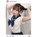 #ババババンビ 岸みゆ、ポニーテールに結んだセーラー服ショット公開