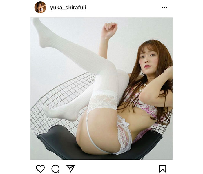 白藤有華、美脚＆桃尻を曲線美で見せつけ！