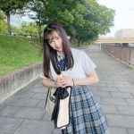 NMB48 梅山恋和、制服で過ごす最後の夏。LJKショットに歓喜の声