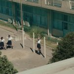AKB48、98人で魅せる圧巻のダンスに注目!『根も葉もRumor』MVが公開