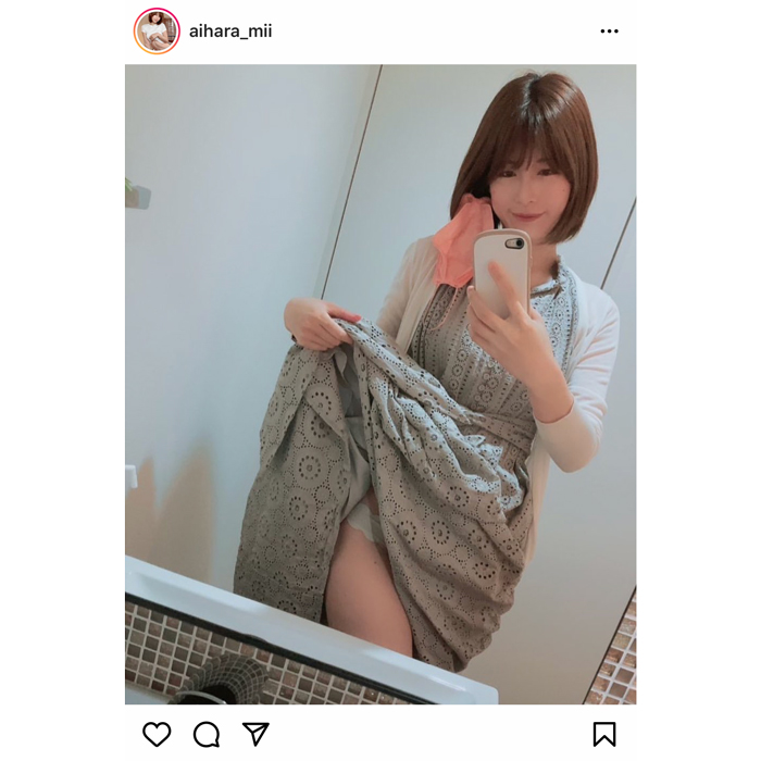 相原みぃ、プライベート感あるセクシーなパンチラショットを披露！「チラリズム最高」