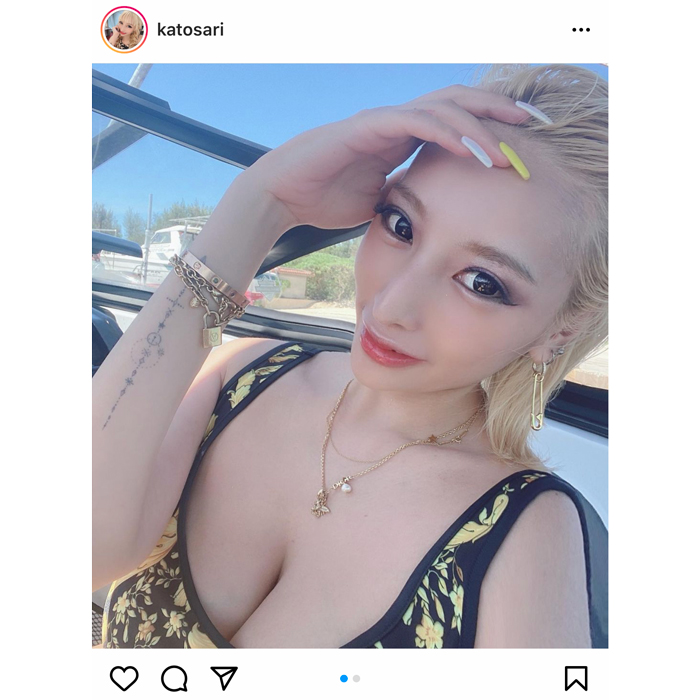 加藤紗里、セクシーなビキニ姿で水上バイクにライドオン！「カッコいいですっ」