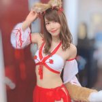 永原芽衣、キツネ耳が可愛い巫女風ビキニ公開!