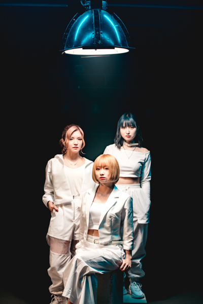 【インタビュー】ガールズロックバンド・TRiDENTが1st EP「UNDER GROUND」での音のこだわりを語る!